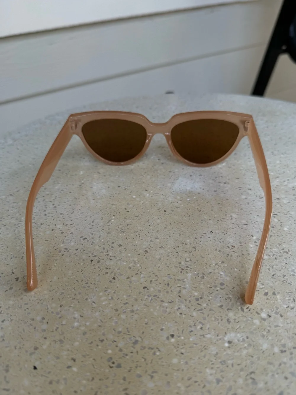 N/A stylish beige